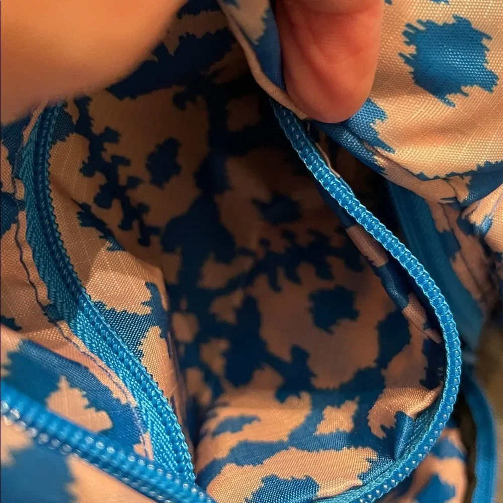 Kavu brand style